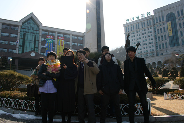 IMG_3063.jpg : 2012. 02. 16 나래, 선미 졸업식