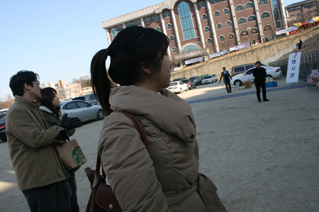 IMG_2932.jpg : 2012. 02. 16 나래, 선미 졸업식