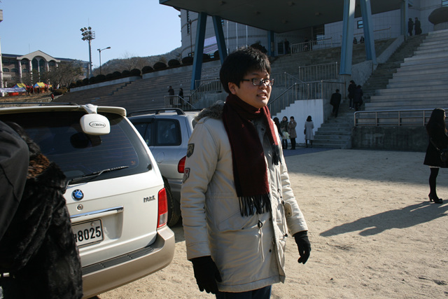 IMG_2925.jpg : 2012. 02. 16 나래, 선미 졸업식
