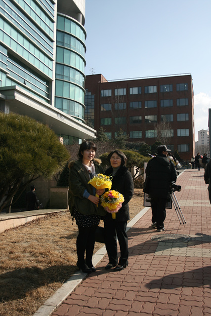 IMG_3210.jpg : 2012. 02. 16 나래, 선미 졸업식