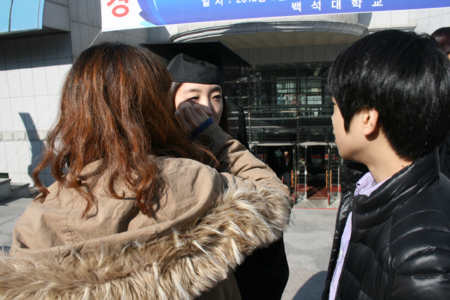 IMG_2972.jpg : 2012. 02. 16 나래, 선미 졸업식