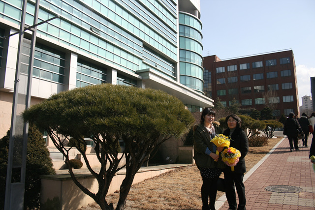 IMG_3211.jpg : 2012. 02. 16 나래, 선미 졸업식